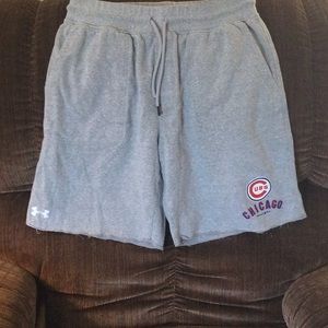 Men’s Under Armour Size Large Shorts Chicago Cubs